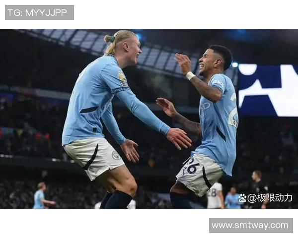 诺维奇与曼城精彩对决录像回放分析及精彩瞬间集锦